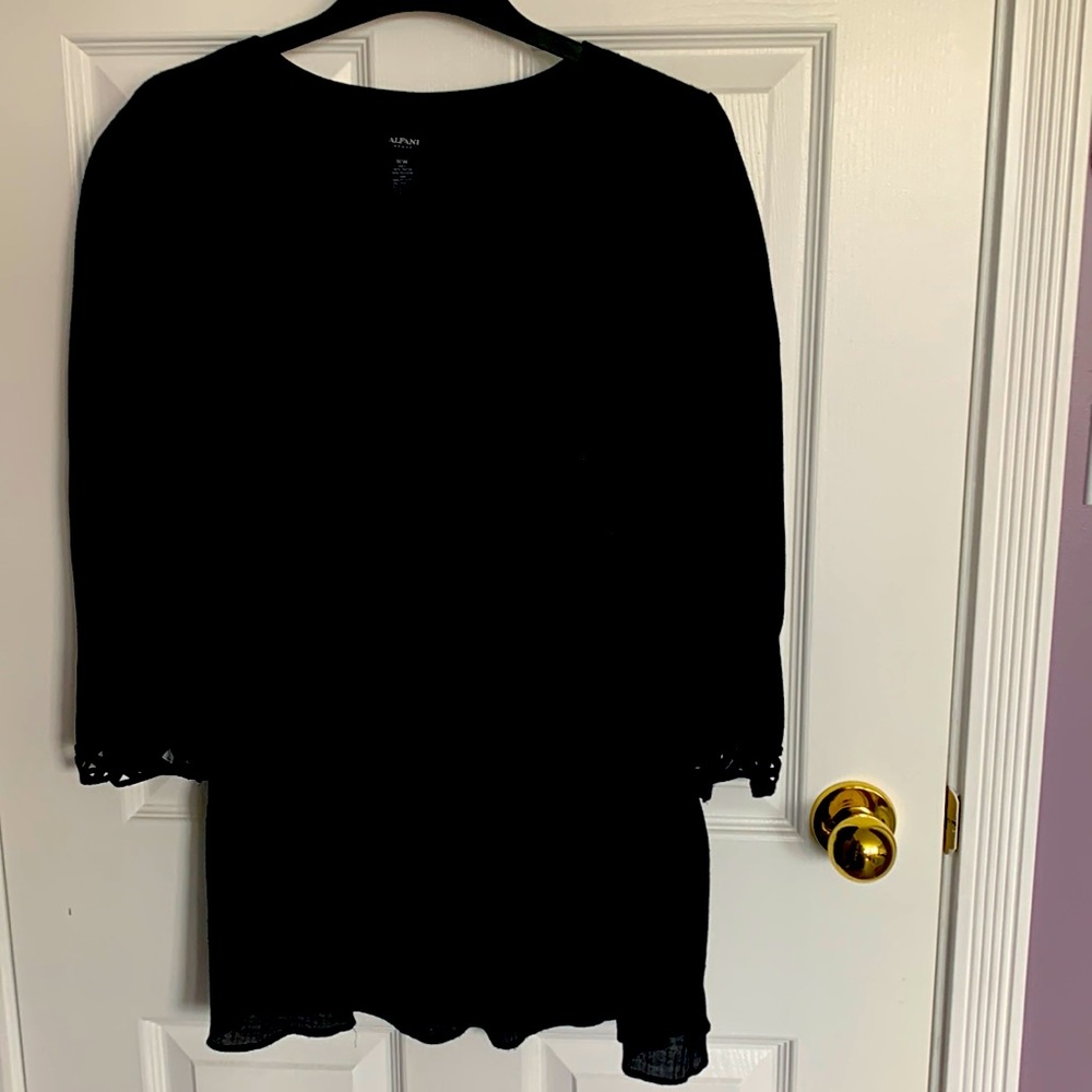 Pretty black shirt